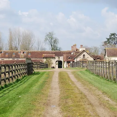 Holiday home Haras Du Gazon Neuvy-au-Houlme